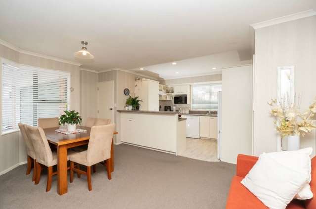 18A Pearsons Avenue 1055_2