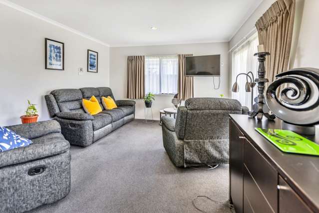 4 Kipling Crescent Owhata_4