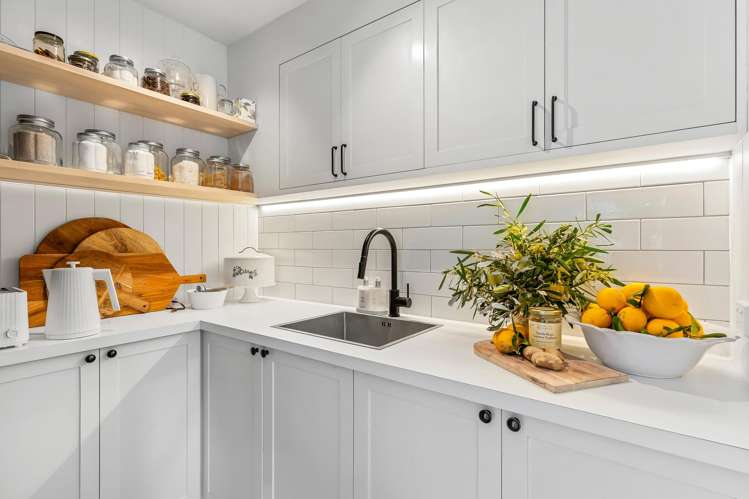 89a Fairclough Road Beach Haven_7