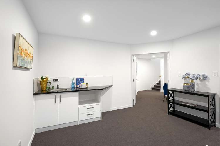 14 Waltham Street Henderson_13