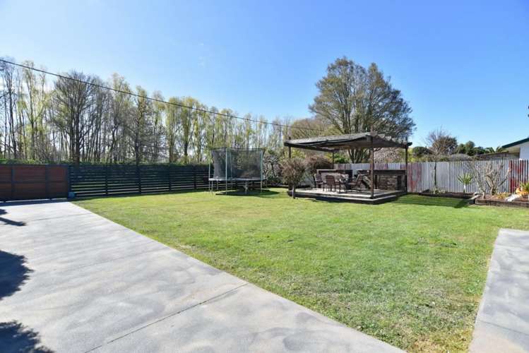 4 Geisha Road Waikuku_18