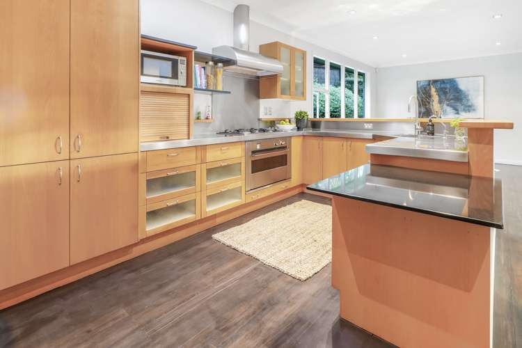 54 Memorial Drive Hamilton East_6