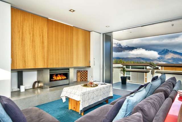 7/60 Hallenstein Street Queenstown_2