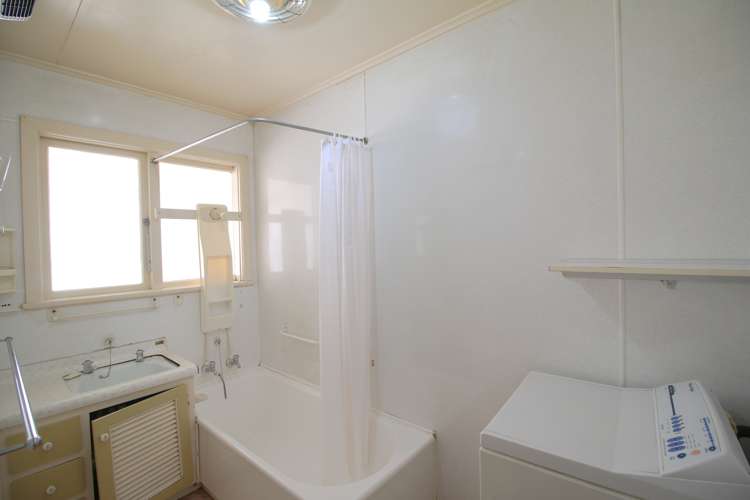 217a Queens Drive Windsor_12