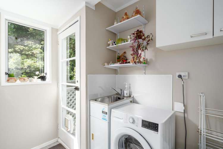 4 Rokewa Way Paparangi_17