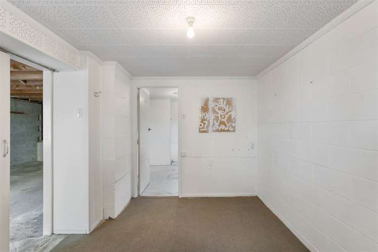 6 Raines Avenue Forrest Hill_17