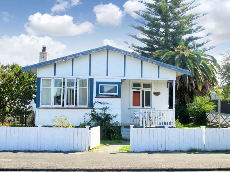 24 Locke Street Wairoa