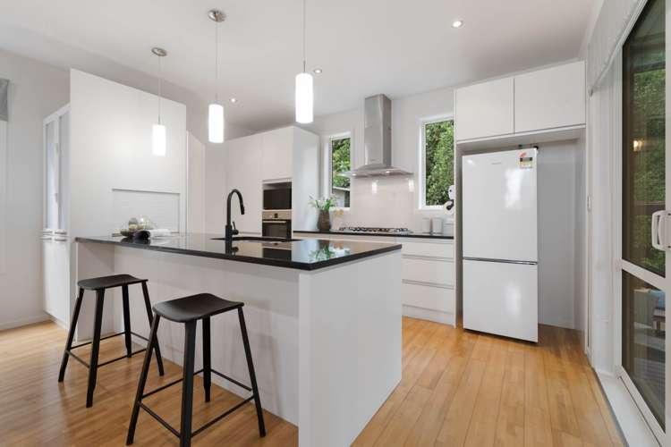 17 Lucca Crescent Flat Bush_12