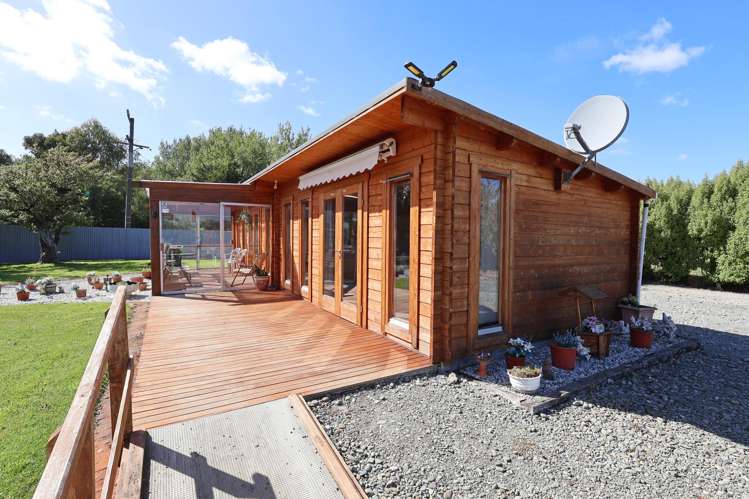 13 Danube Road Winton Surrounds_24