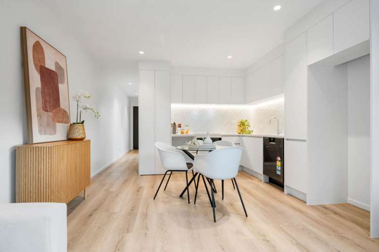 9 Pharlap Drive Albany_1