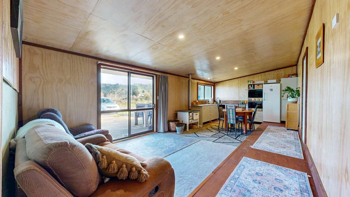131 Puriri Valley Road_1