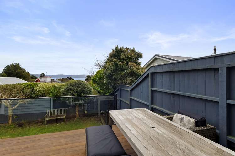 9 Rona Street Eastbourne_10