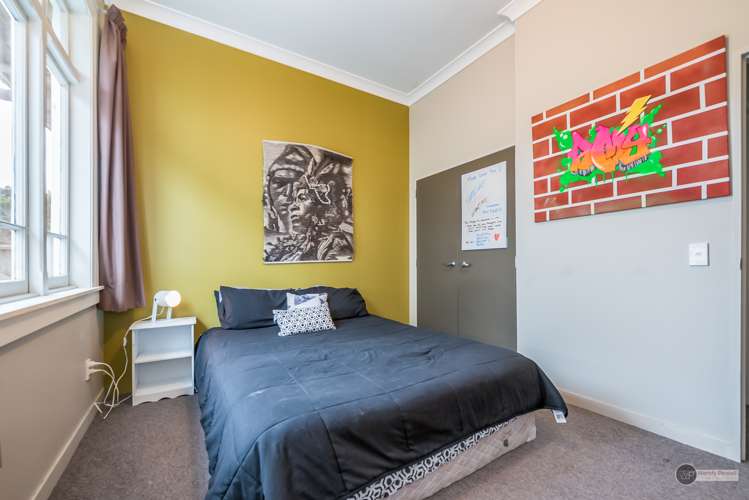 1/125 Upper Fitzherbert Road Wainuiomata_9