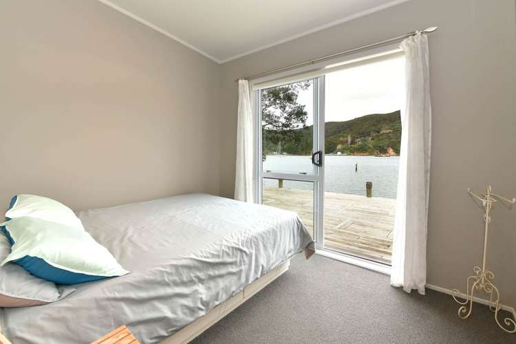 65 North Cove Kawau Island_12