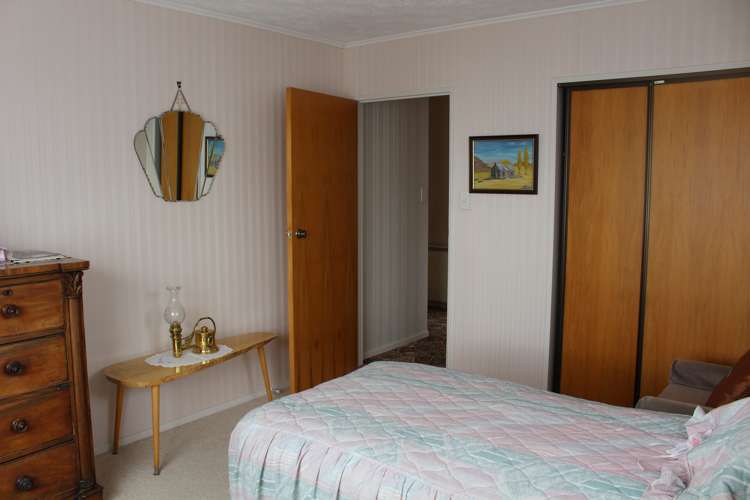 29 Home Street Winton_10