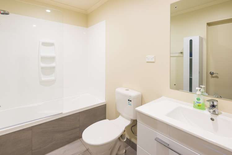 13a Beach Place Havelock_7