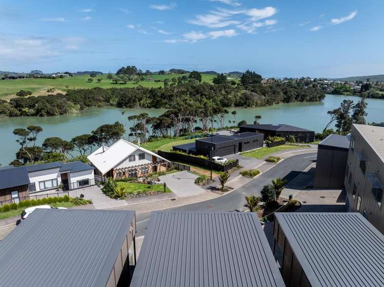 7 Pekapeka Street Raglan_20