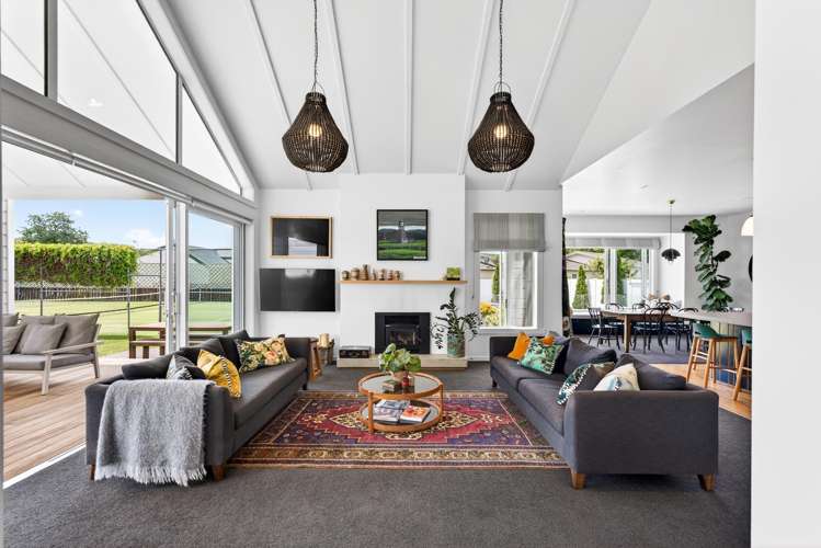 27 Neeve Road Taradale_4