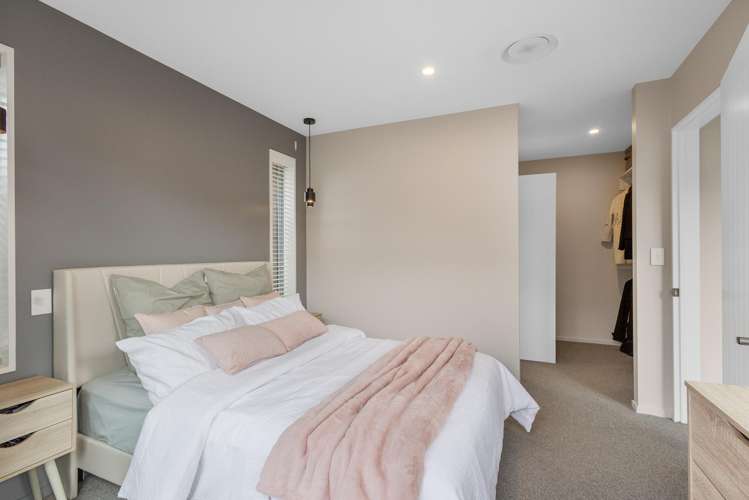 39 Zinnia Way Wigram_9