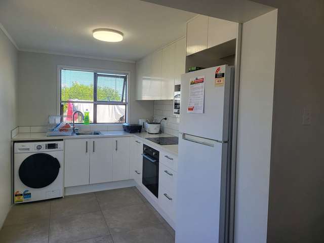 2/41 Ferguson Street Manurewa East_3