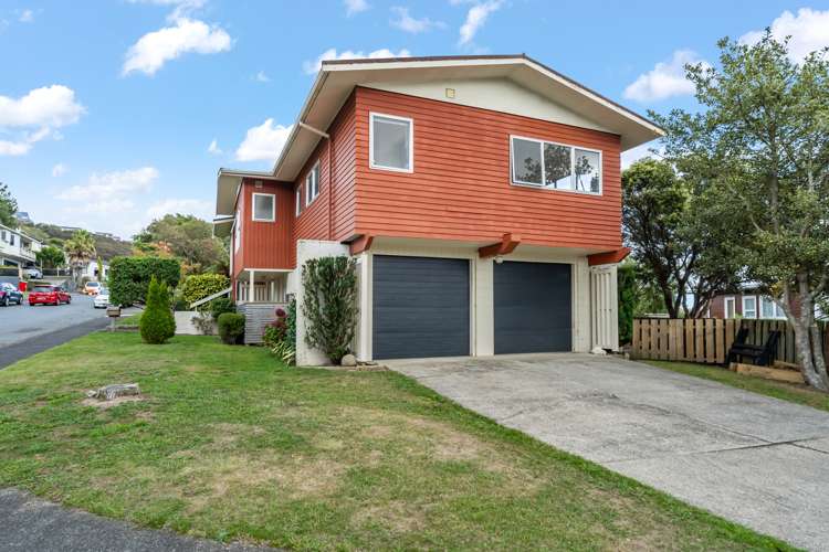 2 Leeward Drive Whitby_28