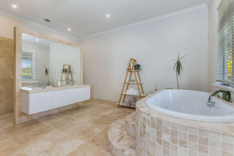 169 Ahuroa Road Puhoi_11