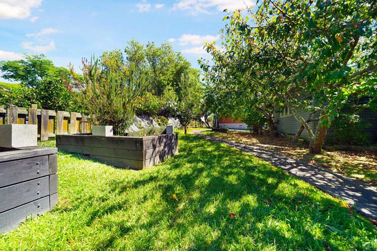 464 Blockhouse Bay Road Blockhouse Bay_21