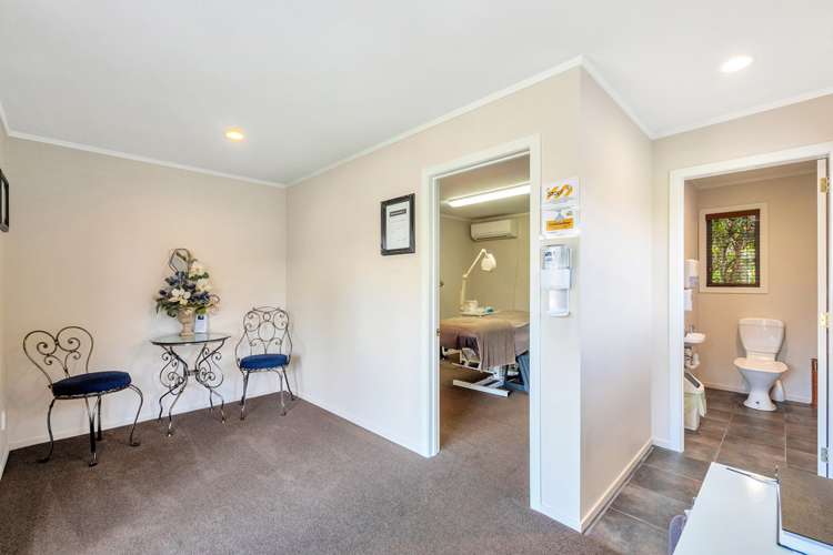 29 Awaroa Stream Drive Waiuku_21