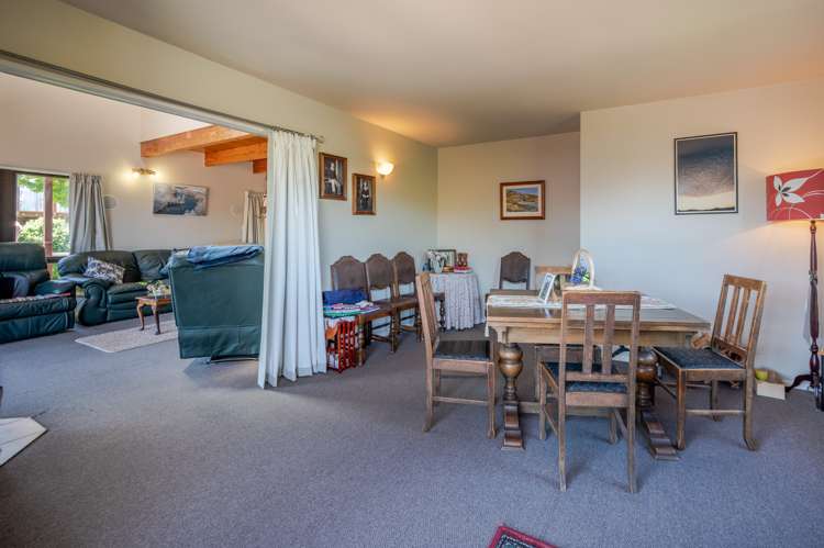 5 Ngaio Grove Robinsons Bay_13