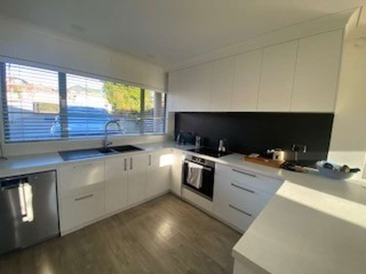 105 Northleigh Place_0