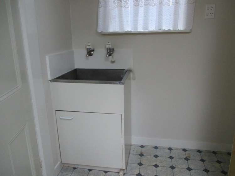 6 Joseph Street West End_5