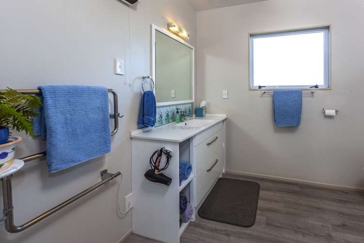 114 Whitehead Way Thames_15