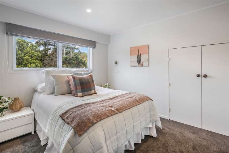 27 Caesars Place Churton Park_12