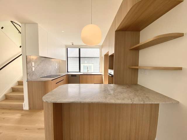 12A Tenterden Ave 1728_4