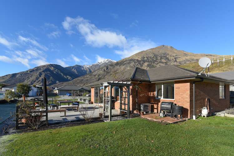 38 Quill Street Dalefield/Wakatipu Basin_21