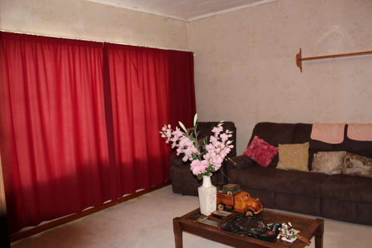 93 Blake Street Blaketown_5