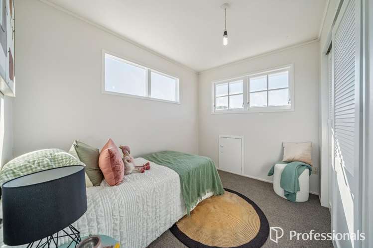 13 Ilam Grove Kelson_20