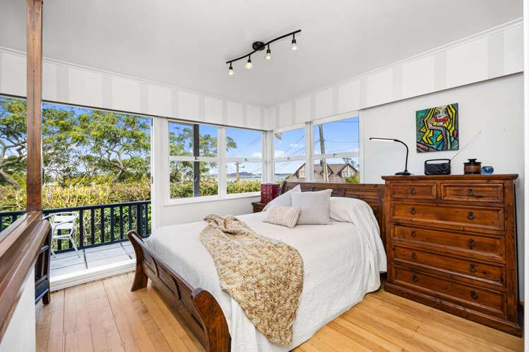 2 Lilac Grove Hillsborough_10