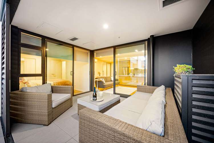 Lg07/9 Madeira Lane Grafton_2