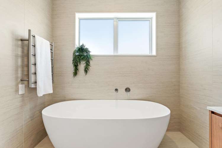 8 Torokaha Lane Snells Beach_21