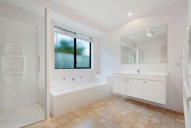 32 Riverholm Drive Mangakakahi_11