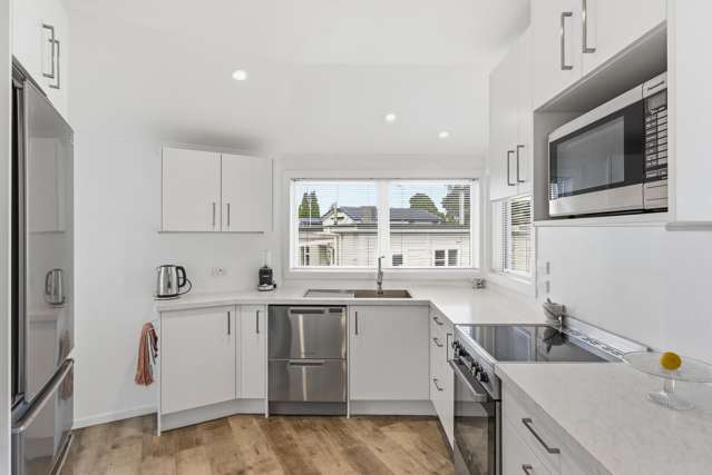 17A Margaret Road Raumati Beach_3