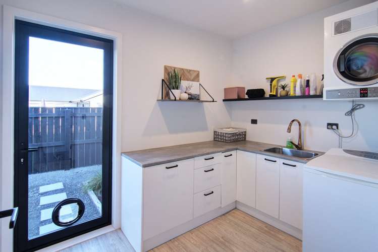 20 Craigmillar Street Solway_18