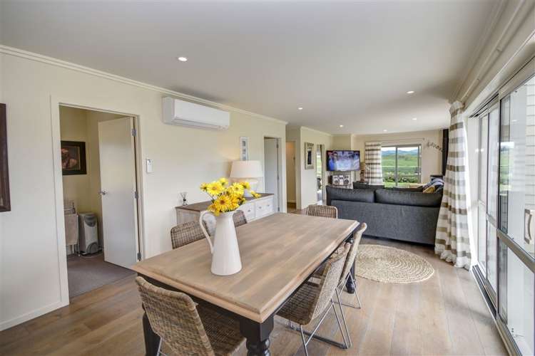 1247 Coast Road Karitane_7