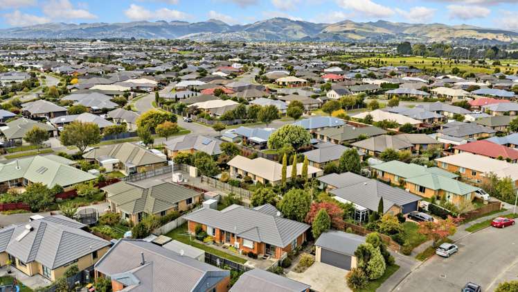 21 Dufek Crescent Wigram_17