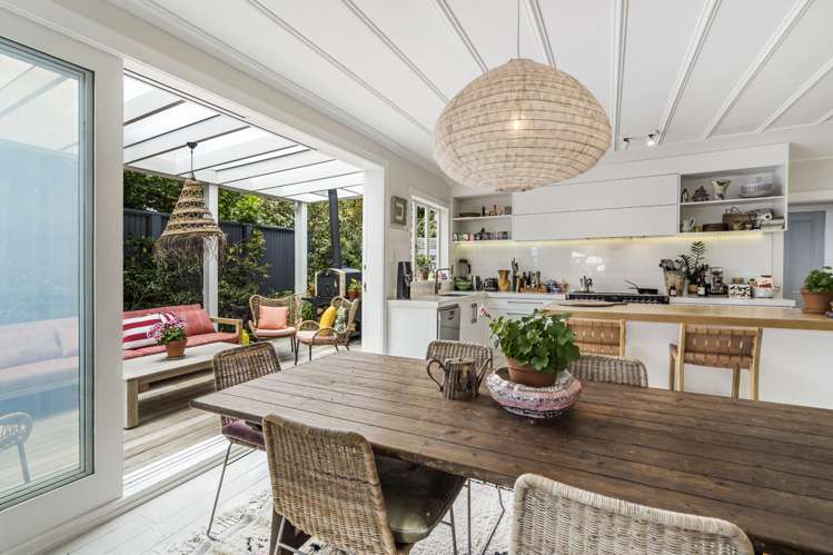 5 Turnbull Road Narrow Neck_7