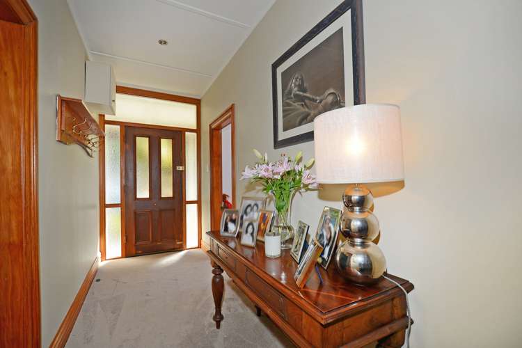 20 Riddlers Crescent Petone_5