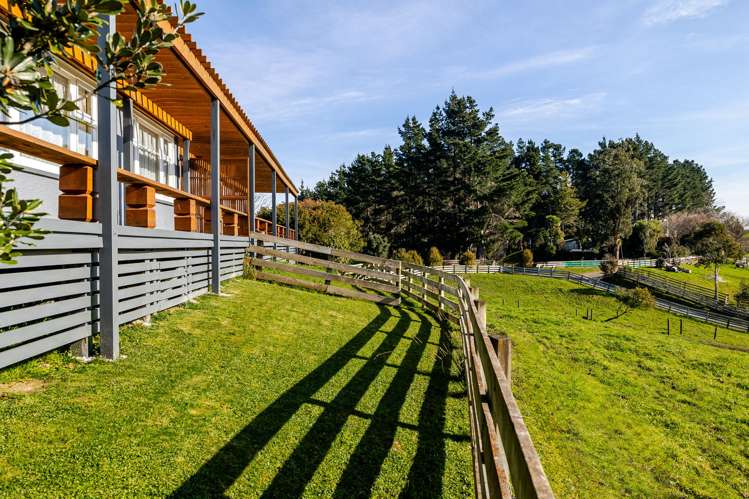 220 Kahuterawa Road Linton_21