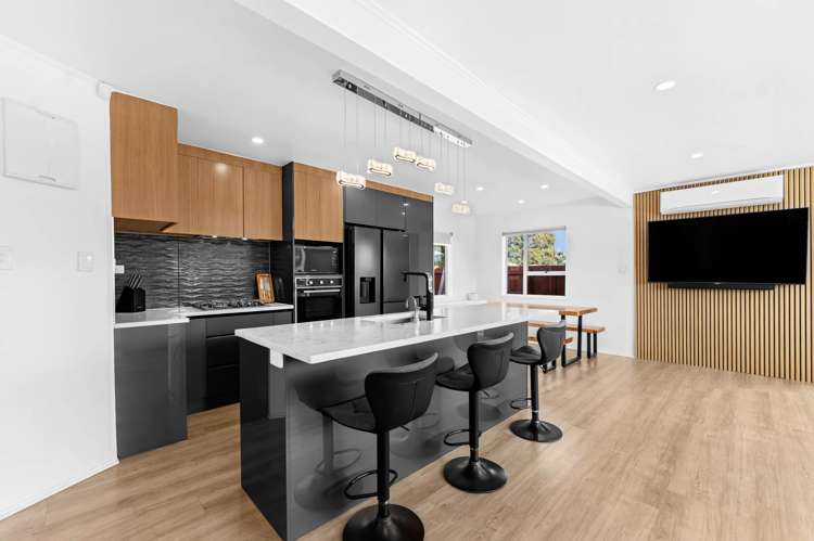 52 Henwood Road_4