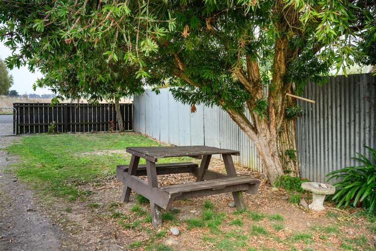 52 Hendersons Line Marton_22